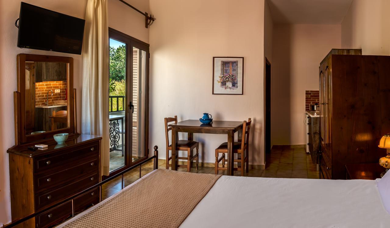 Villa Merabello Agia Marina  Ngoại thất bức ảnh