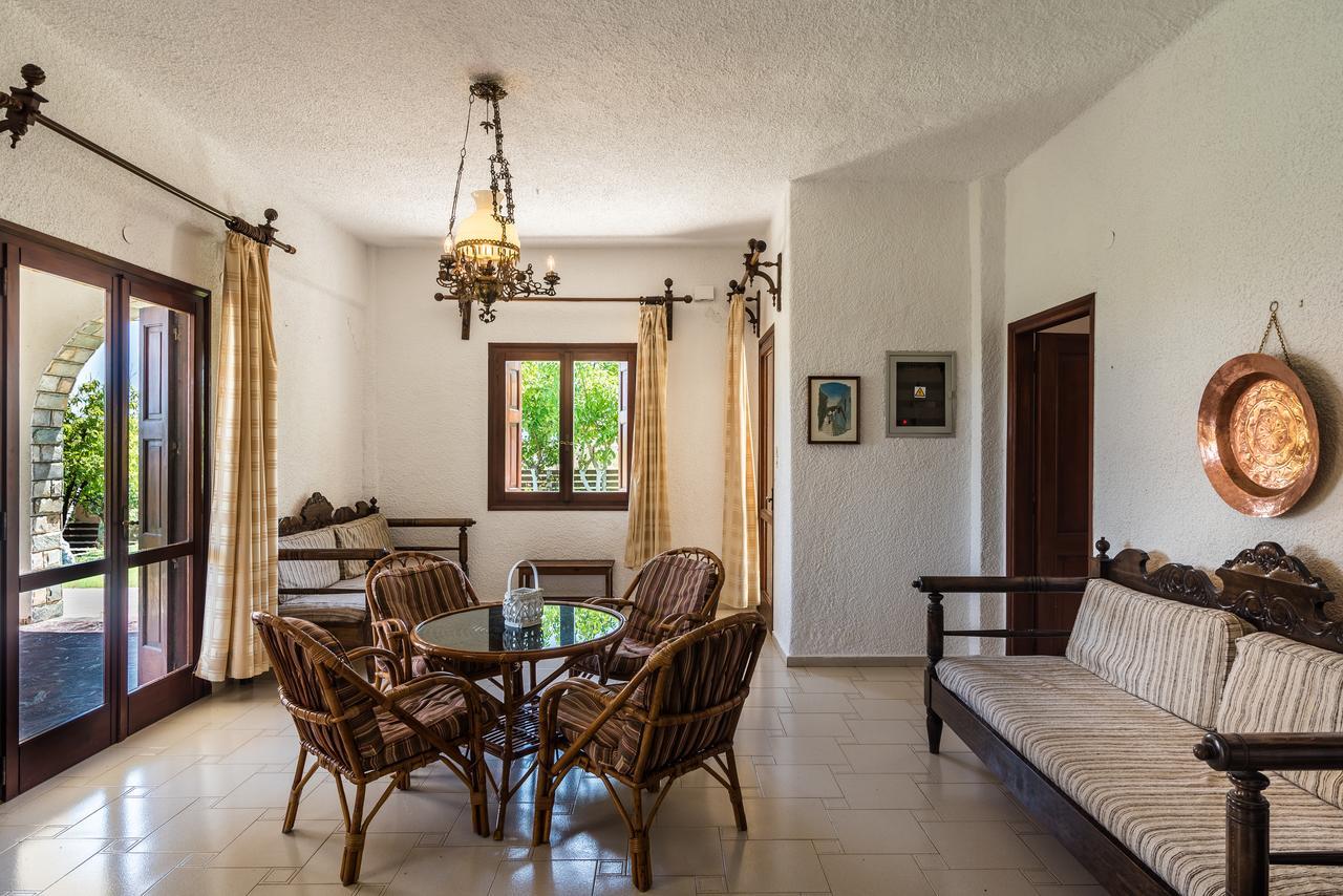 Villa Merabello Agia Marina  Ngoại thất bức ảnh